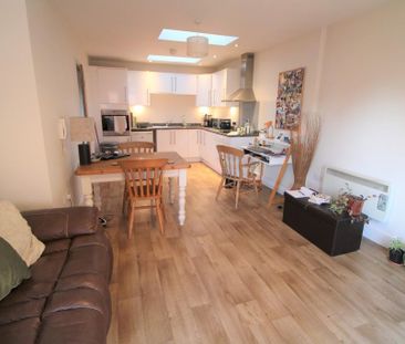 2 bedroom apartment to rent - Photo 1