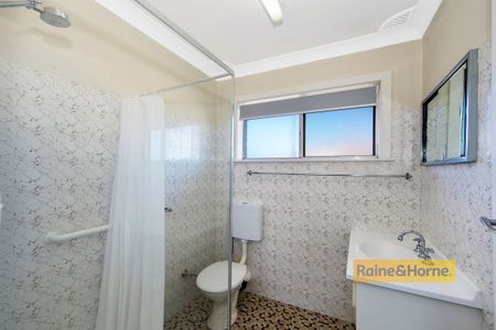 LOCATION ! LOCATION ! - Photo 4