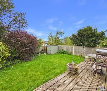 The Orchard, Marlow, Buckinghamshire, SL7 - Photo 4