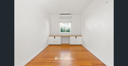 Location, Location, Location! - Photo 5