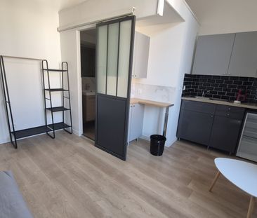 Location Appartement 1 pièce 15m² LILLE 59000 - Photo 4