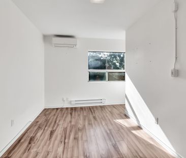 For Lease - 821A Bloor Street Unit# Apt. 3, Toronto, Ontario - Photo 2