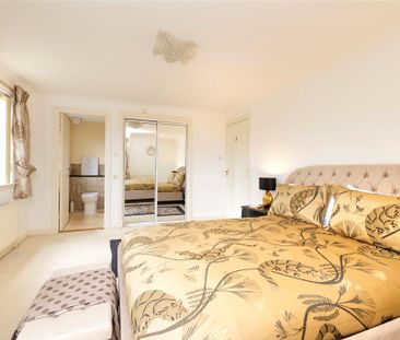 3 bedroom apartment to rent - Photo 4