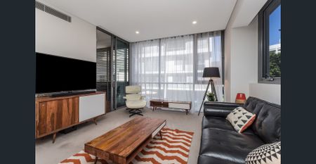 Luxury Living Resort Facilitates - Fully Furnished and Equipped - Photo 2