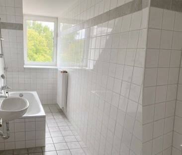 Schöne, helle 2-Raumwohnung im Dachgeschoss - Photo 5