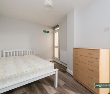2 bedroom flat to rent - Photo 6