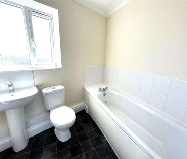 Cambridge Court, Tindale Crescent, Bishop Auckland, County Durham, ... - Photo 2