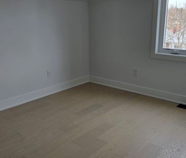 For Lease - 354 Woodmount Avenue Unit# Main, Toronto, Ontario - Photo 6