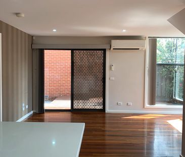 4/1 Edgar Street, Moonee Ponds VIC 3039 - Photo 4