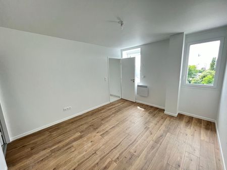 Location Appartement 2 pièces 43m² - Photo 3