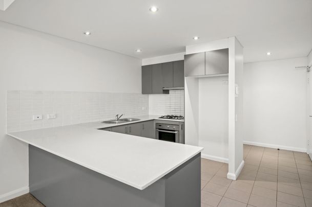 603/19 Hill Road, Wentworth Point - Photo 1