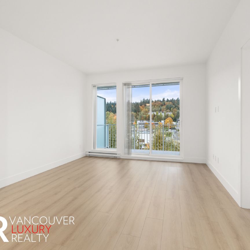 Condo in Port Moody, British Columbia - Photo 1