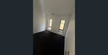 Exclusive Brand New Residence – Prestigious Moorabbin Living at Its Finest - Photo 5