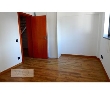 3 room luxury House for rent in Cascais e Estoril, Portugal - Photo 3