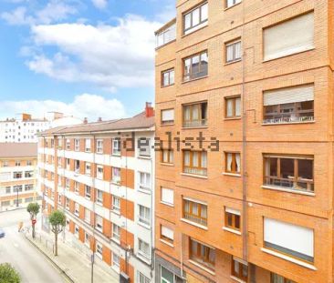 Alquiler de piso en Calle Obispo Manuel Fernández Castro, 4 - Photo 2