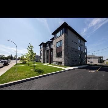 Appartement 5 1/2 - cession de bail - Photo 1