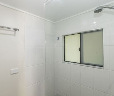 25 Payne Street, Mount Louisa - Photo 6