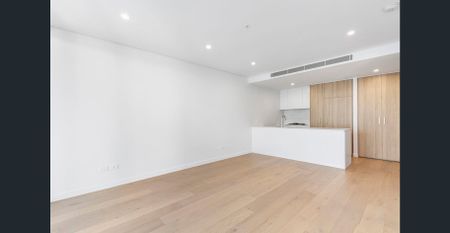 Luxury Apartment In Prime Location - Photo 2