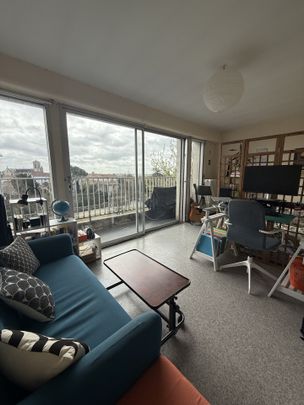 Location Appartement 1 pièce 29m² MONTAIGU VENDEE 85600 - Photo 1