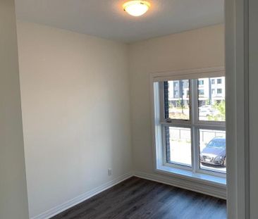 For Lease - 128 Grovewood Common Unit# 209, Oakville, Ontario - Photo 6