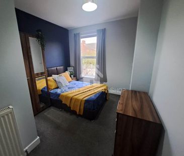 1 bedroom in a house share to rent - Photo 6