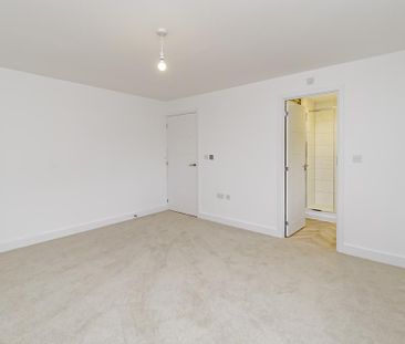 5 bedroom detached house to rent - Photo 5