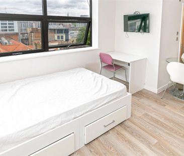 Studio to rent - Photo 3