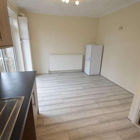Hamden Crescent, Dagenham, RM10 - Photo 1