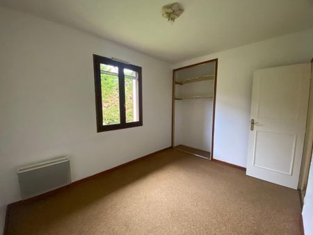 Location Maison 4 pièces 106m² AIRE SUR L ADOUR 40800 - Photo 4