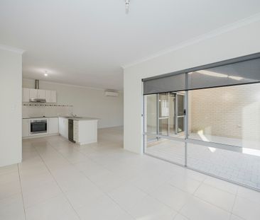 PERFECT COASTAL LIVING! - Photo 6