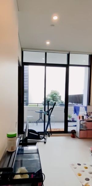 17 Lachlan St, Sydney - Photo 1