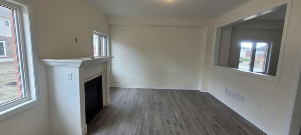 For Lease - 9 Grieves Street, Georgina, Ontario - Photo 1