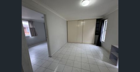 2 Bedroom Flat - Photo 3