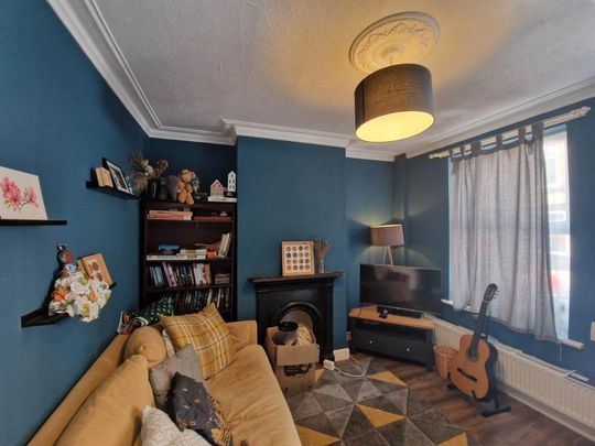 2 bedroom house to rent - Photo 1