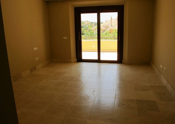 Spacious apartment in Valgrande, unfurnished