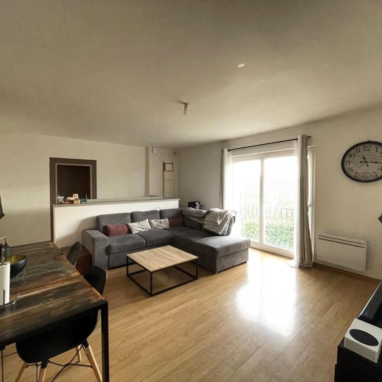 SAINT GUINOUX - Appartement Type 2 de 49m² en centre bourg - Photo 1