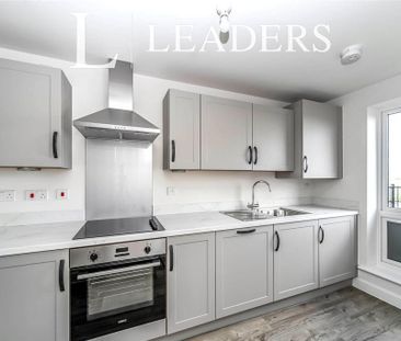 3 bedroom terraced house to rent - Photo 2