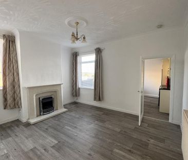 3 bedroom end of terrace house to rent - Photo 1