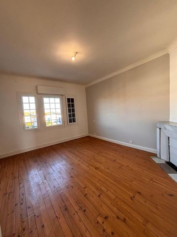 Location Maison 7 pièces 241m² BAYONNE 64100 - Photo 3