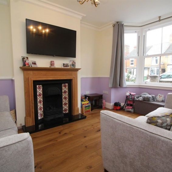 Oundle Road, Peterborough - Photo 1