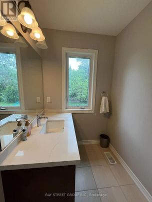 178 BAYVIEW AVENUE - Photo 1