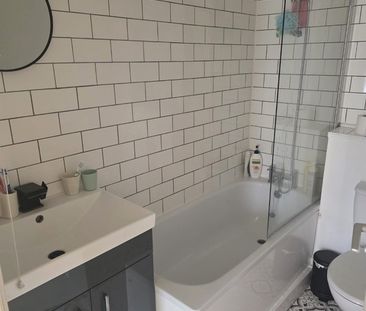 Room in a Shared House, St. Martins Place, BN2 - Photo 3