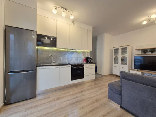 Garaż, Garderoba, 3M, Kabaczkowa - Zdjęcie 1