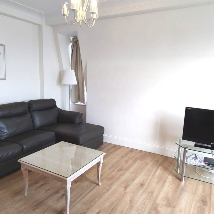 2 bed flat to rent - Photo 1