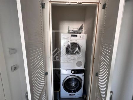 Apartament 3 camere - 65 mp - balcon 8 mp - lift - Sibiu - Fotografie 4
