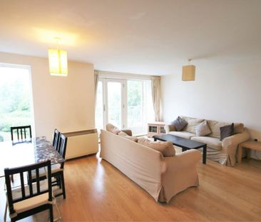 3 bedroom flat to rent - Photo 5