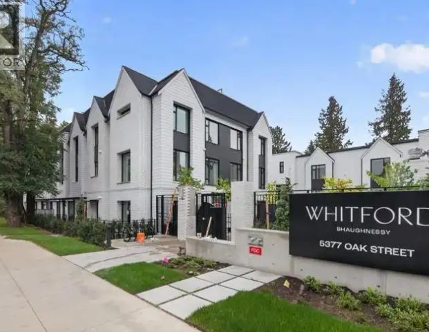 185 5433 OAK STREET — 3 Bedroom - Photo 1