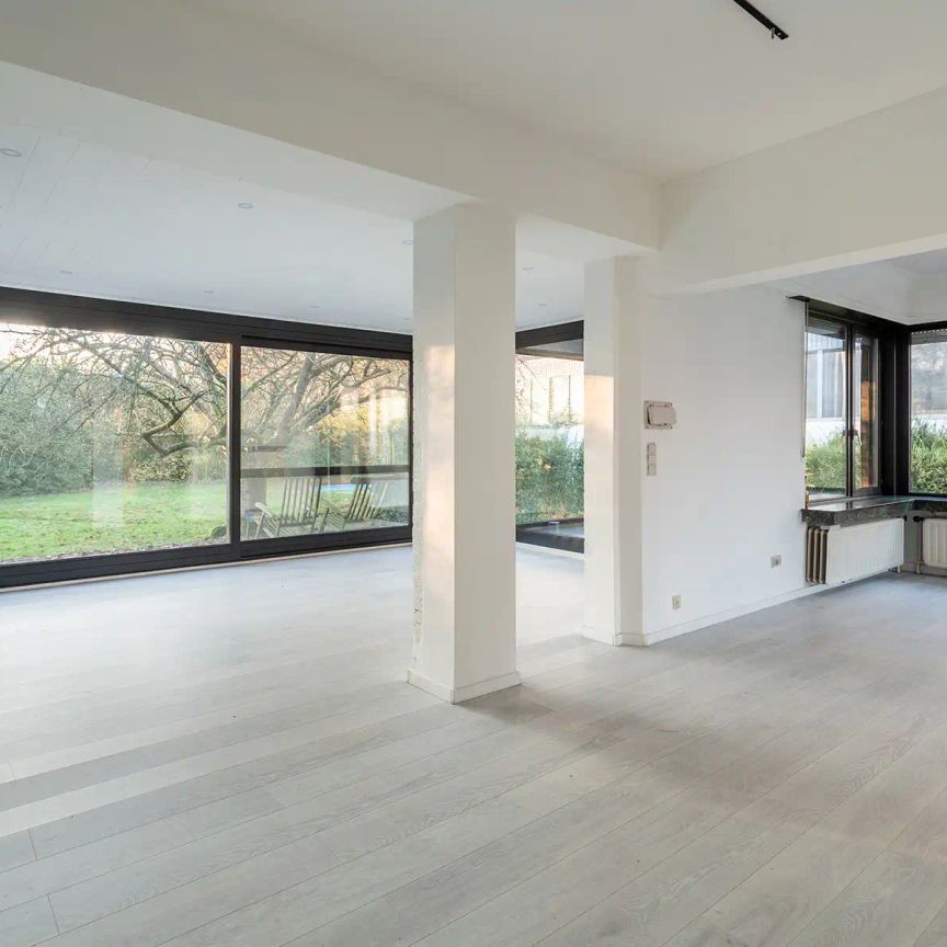 Edegem - Villa met 4 slpkamers + garage + ruim magazijn 500² - Foto 1