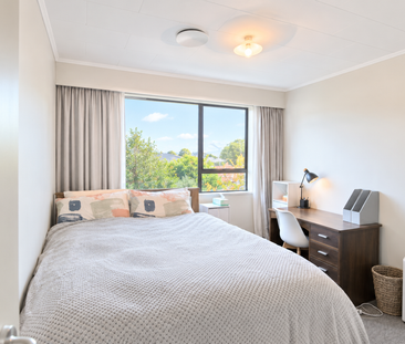 Convenient Living Close to Town - Corrie Street - Photo 4