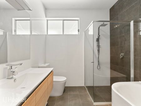 14B Hallett Avenue, Tranmere SA, Belconnen - Photo 3